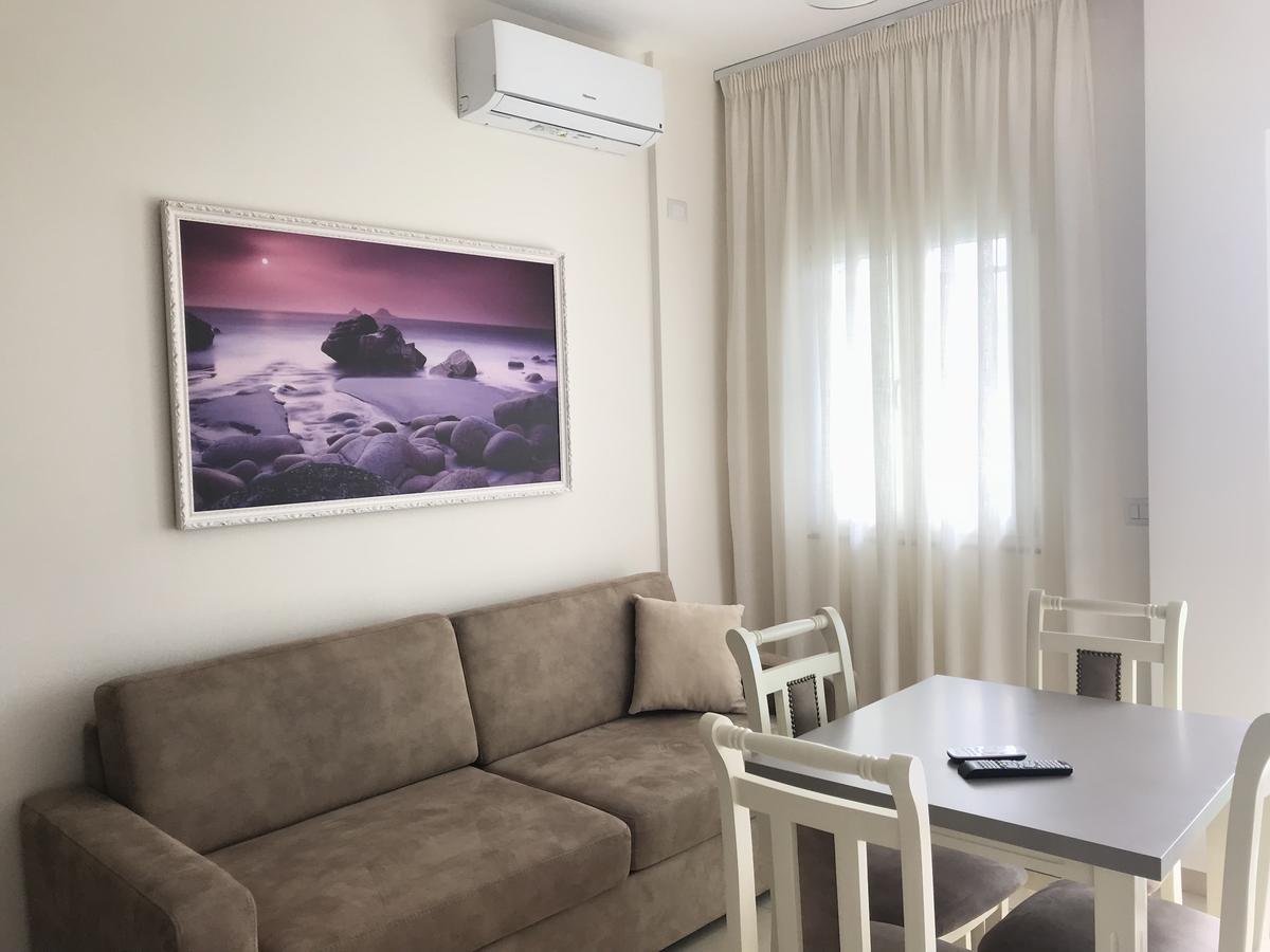 Velipoja Apartments Luaran gambar